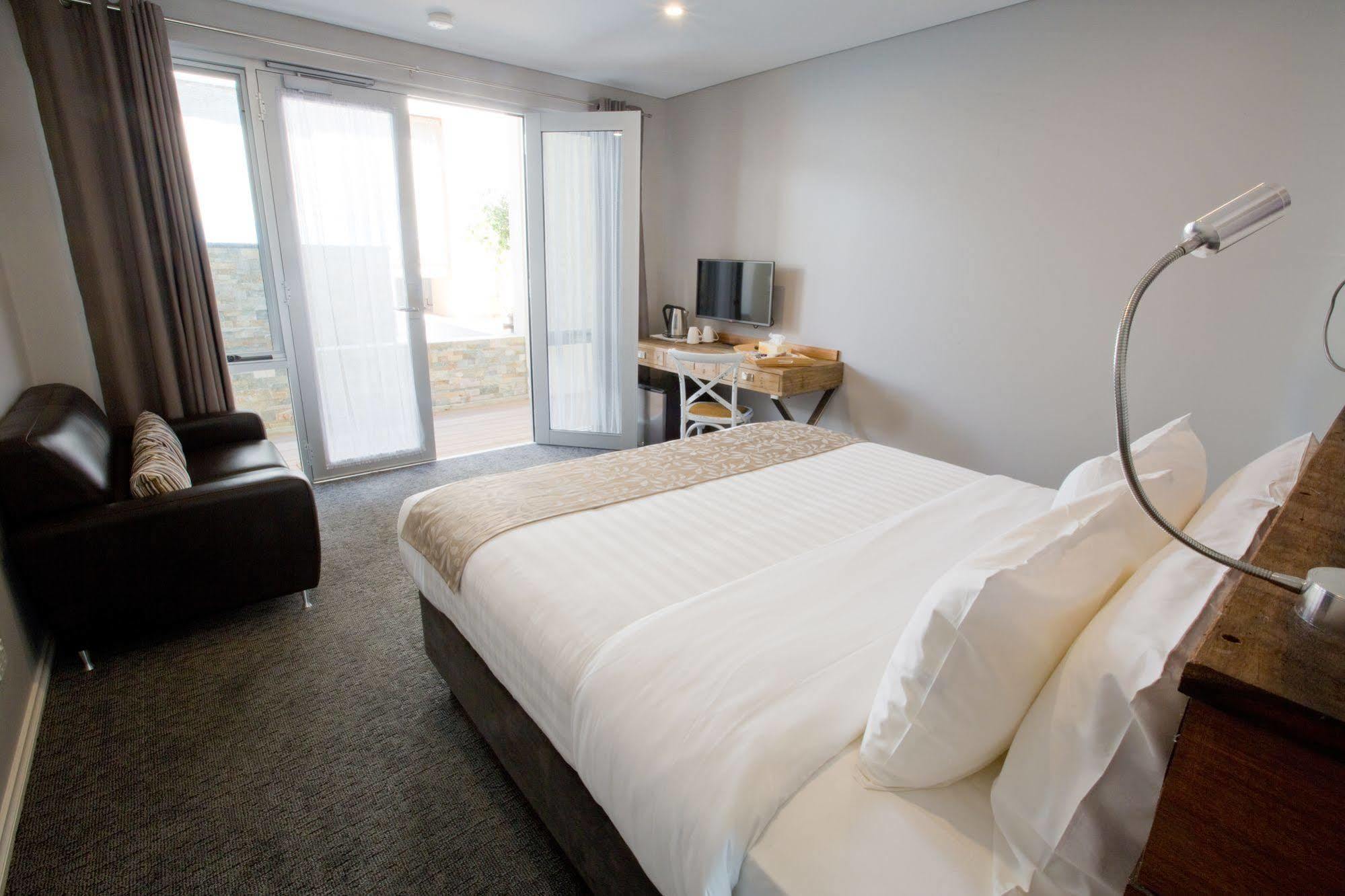Boutique - Maand Up 3*