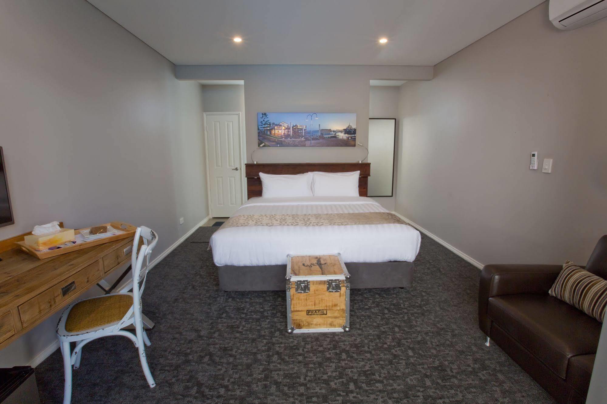 Boutique - Maand Up Hotel